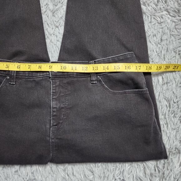 Style & Co Jeans Womens 14S Black Curvy‎ Skinny Leg Stretch Denim Pants Comfort - Picture 5 of 14